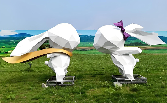 不銹鋼幾何動(dòng)物雕塑--以幾何為筆，重繪動(dòng)物的第二生命