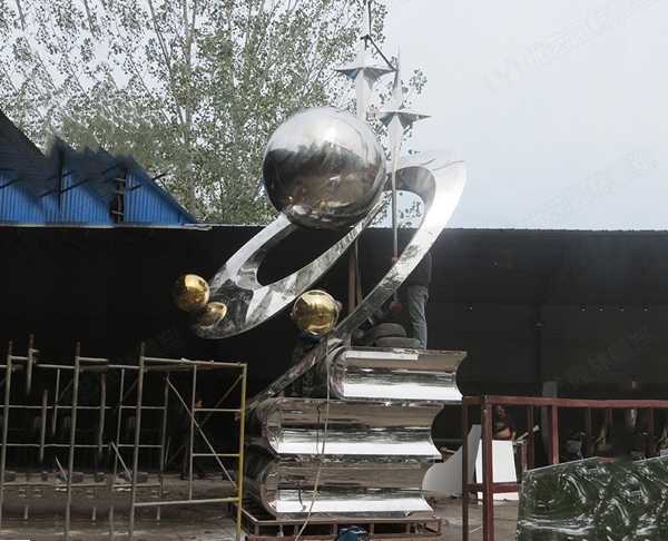 景觀雕塑定制時在空間中做文章有哪些好處？